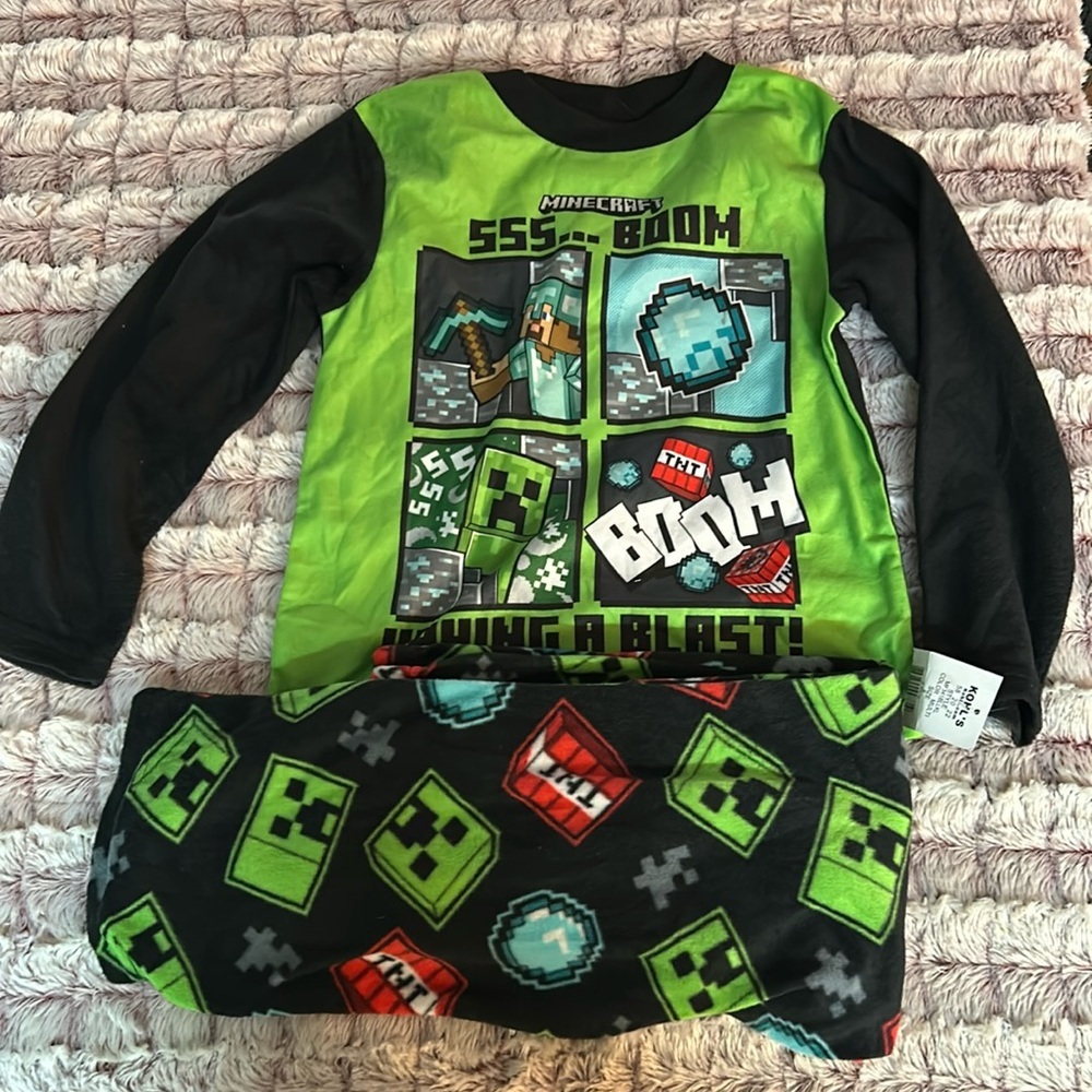 Minecraft 2 pc pajamas size 8